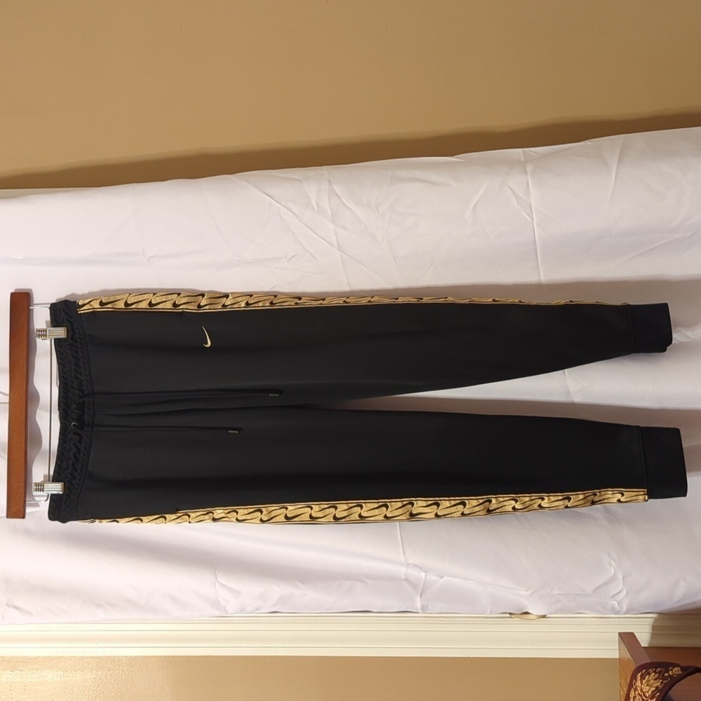 NIKE Sportswear GOLD Stripe Swoosh Logo Jogger Pants